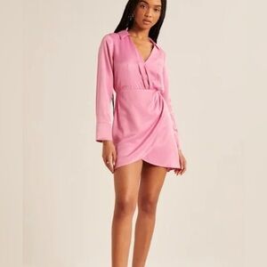 Abercrombie & Fitch Long-Sleeve Satin Drapey Shirt Dress in pink